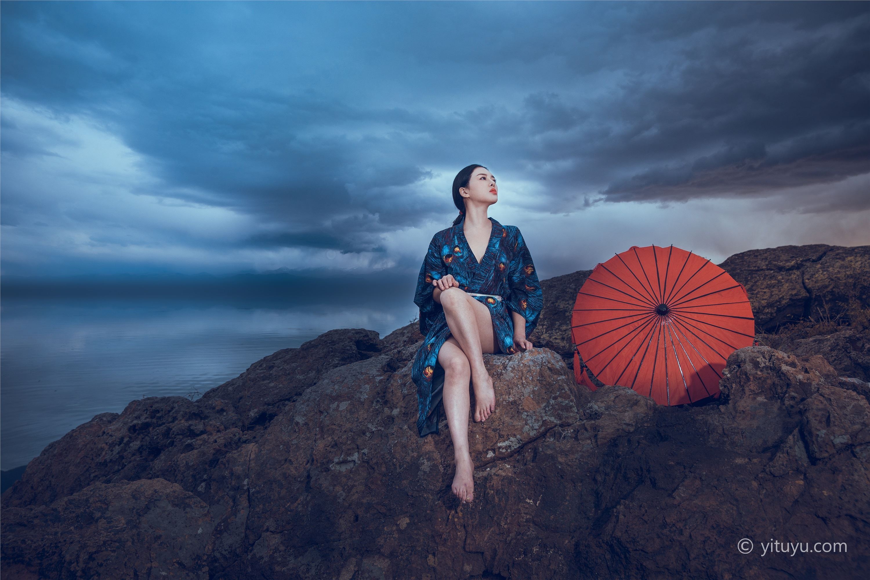 YITUYU艺图语  2021.06.25 一念成思 陽兒